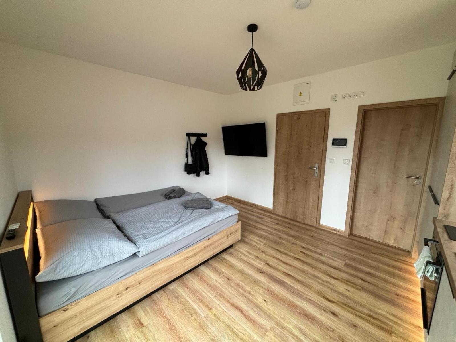 Apartmany U Plaze Lipna - Male Lipno Černá v Pošumaví Exteriér fotografie